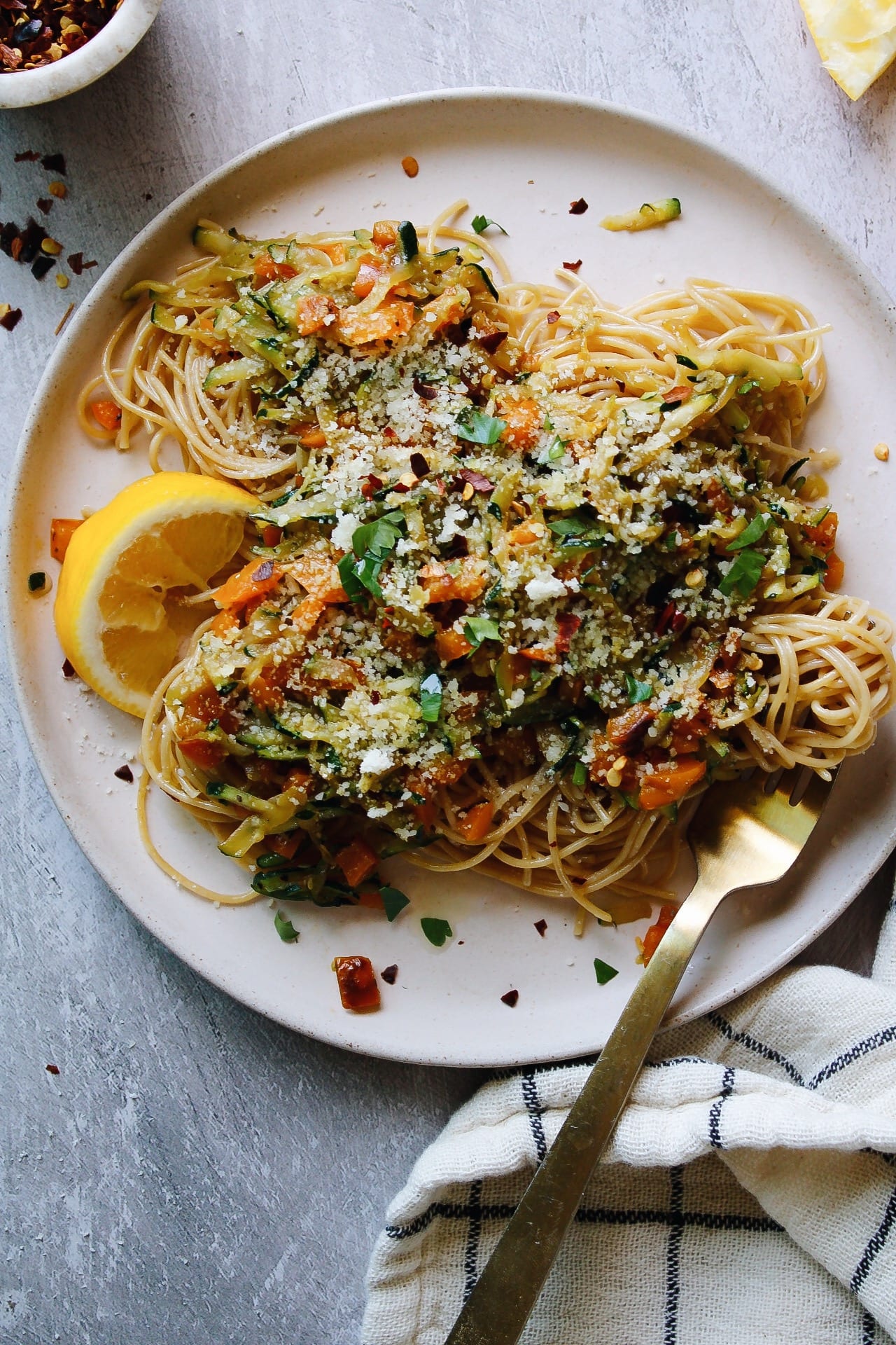 Summer Pasta with Zucchini, Garlic and Lemon