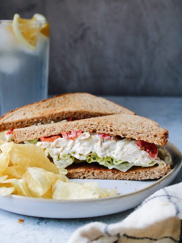 CHICKEN SALAD SANDWICH