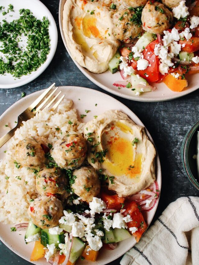 GREEK-INSPIRED CHICKEN MEATBALLS