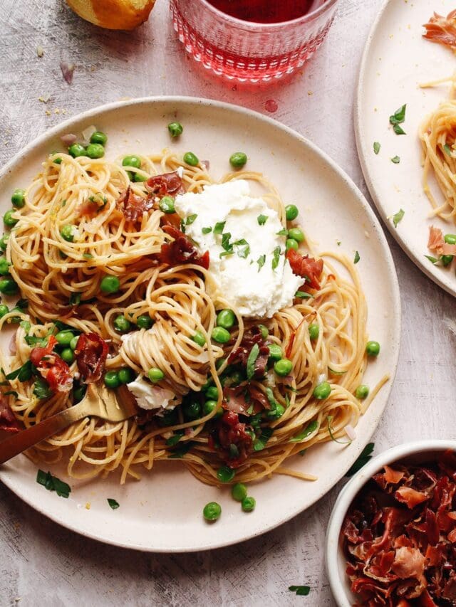 pasta with peas, crispy prosciutto and whipped feta