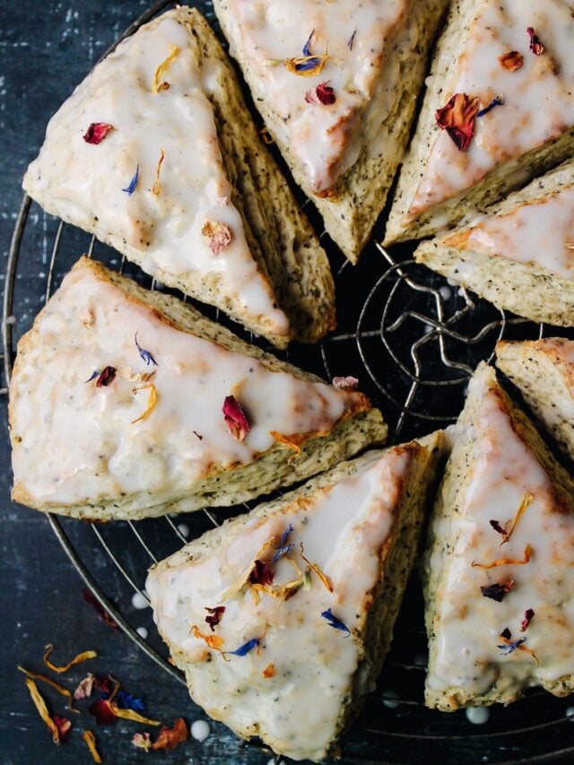 earl grey scones on a cooling rack arranged in a concentric circle