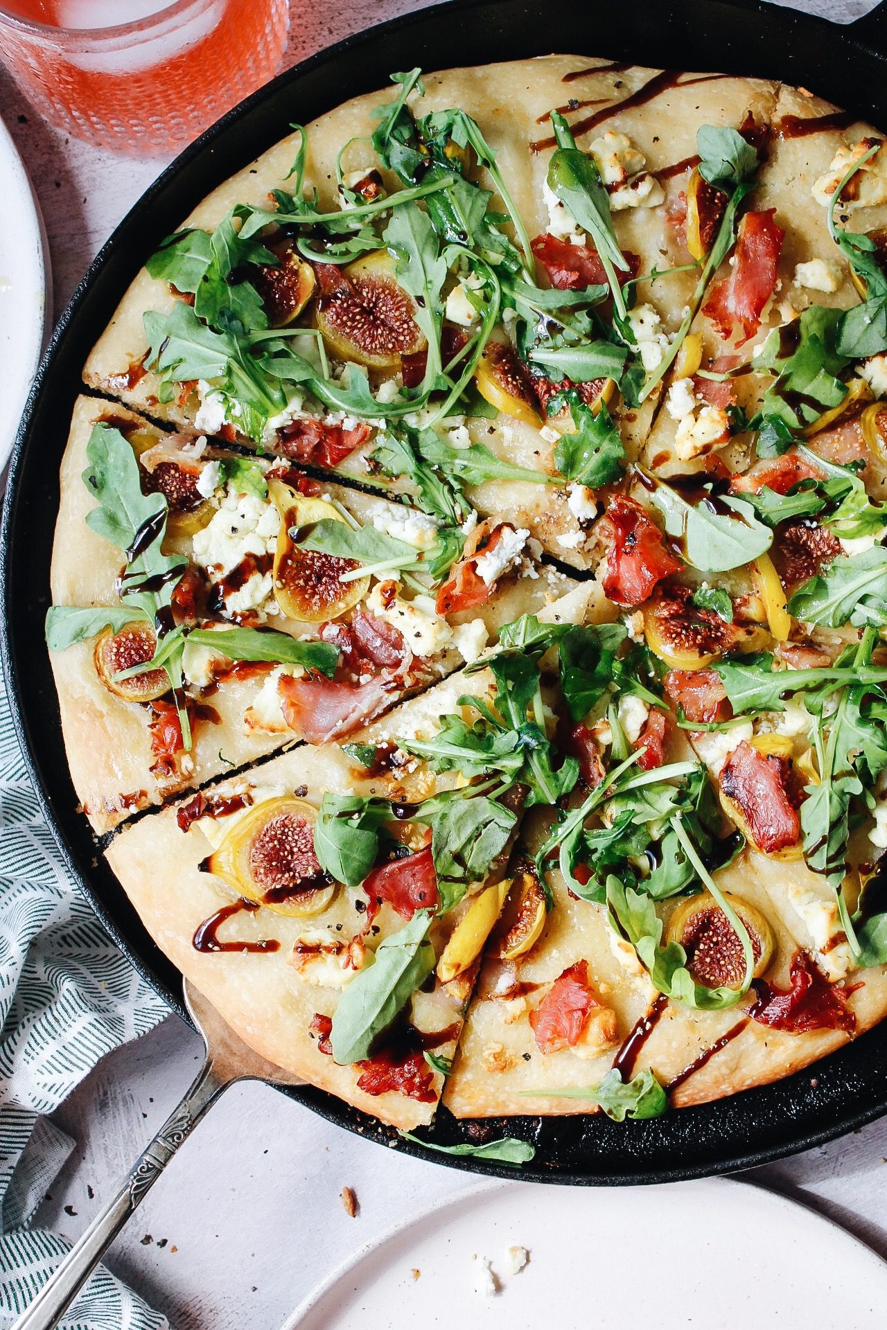 How to Make Pizza in a Cast Iron Pan - Chop Happy