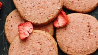 Strawberry shortbread store cookies