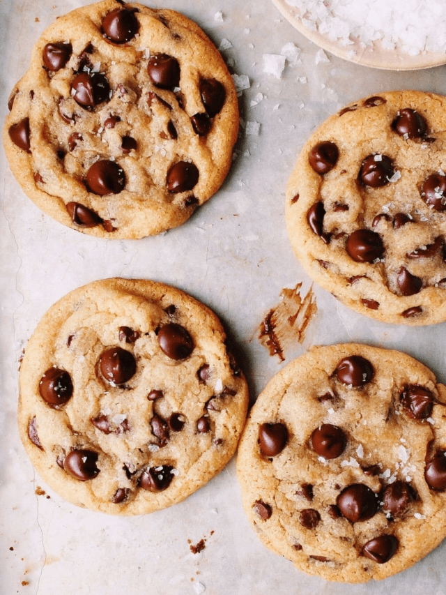 8 UNIQUE CHOCOLATE CHIP COOKIE RECIPES