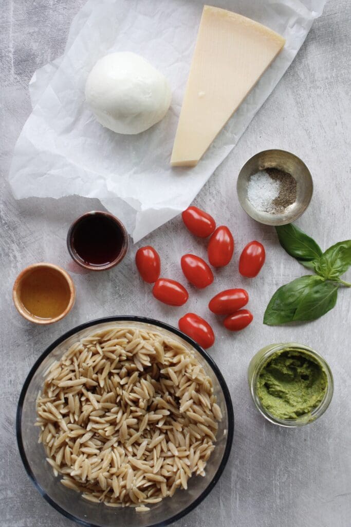 pesto orzo pasta salad ingredients